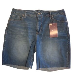 Gloria Vanderbilt Blue Denim Shorts All-Around Slimming Effect Jean Size 14